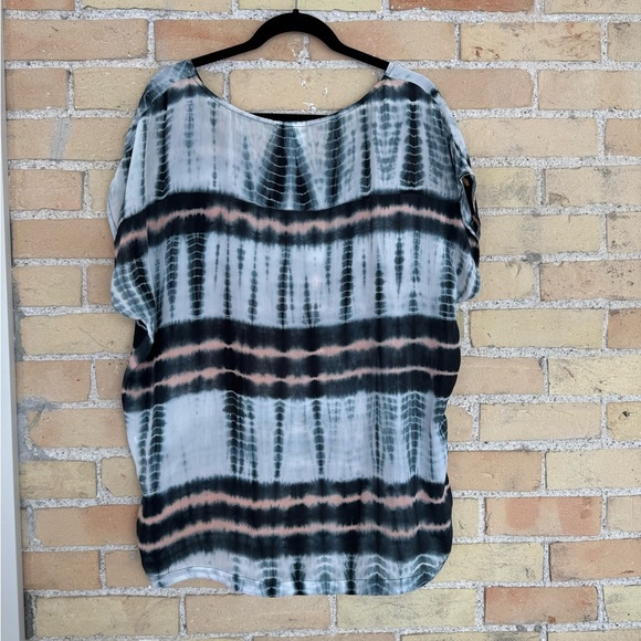 Project AJ117 Modal and Silk Blouse - Picture 4 of 4